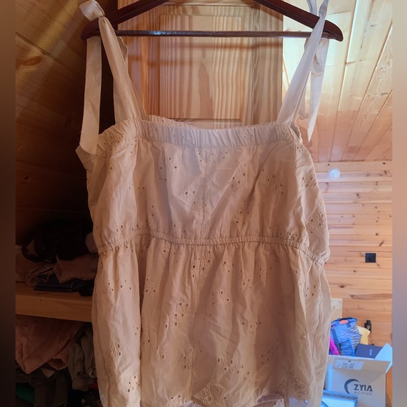 Tank top with tie straps - Picture 3 of 3